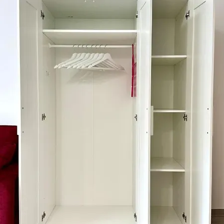 Maisongiusy Di Sheila- Proche Centre - Clim - Wifi شقة *